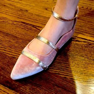 Pink velour rose gold strap flats Sz 6